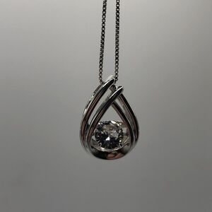 Sterling Silver Tear Drop Lab White Sapphire Pendant Necklace 18R Solaria